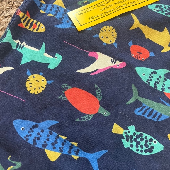 NWT Hanna Andersson size 8 pajama set short sleeve and shorts set aquarium print - Picture 3 of 5